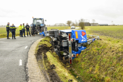 kraanaanhanger-in-sloot-Delleweg-Stedum_1504