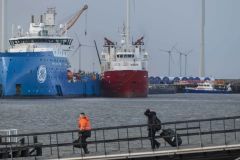 MS-Romantika-op-drift-Eemshaven_7408