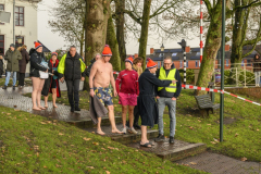 Nieuwjaarsduiken-Appingedam-en-Wagenborgen_4252
