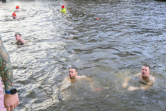 Nieuwjaarsduiken-Appingedam-en-Wagenborgen_4516