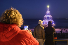 Kerstman-en-lichtjes-Delfzijl-en-WinterWarm-Appingedam_4129