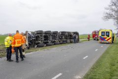 Vrachtwagen-gekanteld-Delleweg-Middelstum_2230