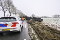 Ongeval-Vrachtwagen-N360-Wirdum_9118