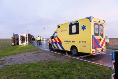 Vrachtwagen-gekanteld-Eemshaven_0064