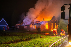 Uitslaande-brand-Hoofdweg-Tjuchem_7012