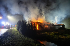 Uitslaande-brand-Hoofdweg-Tjuchem_7276