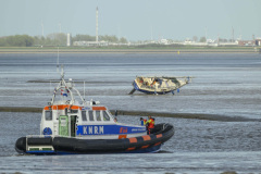 Zeiljacht-vast-op-Dollard_7053