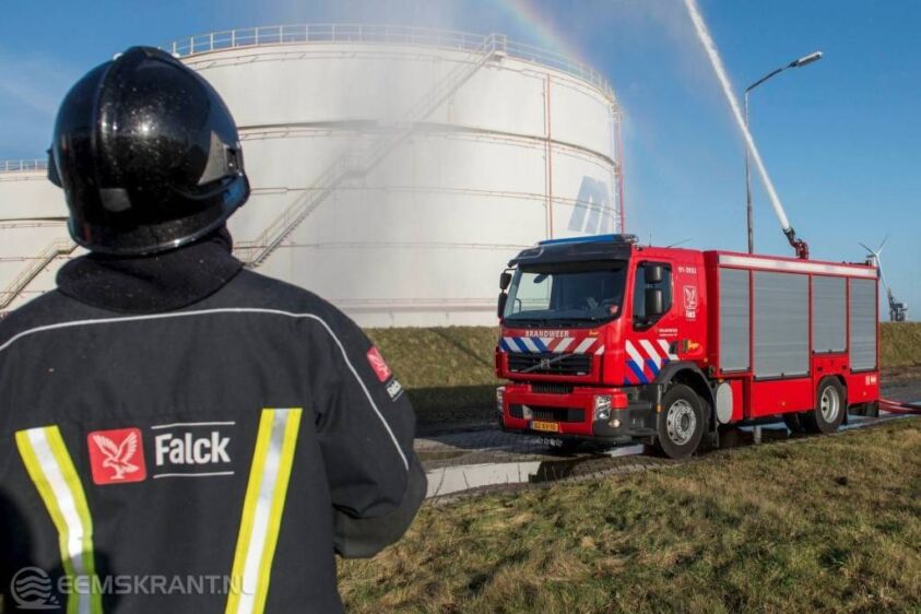 Archief foto van de brandweer op het chemiepark.
