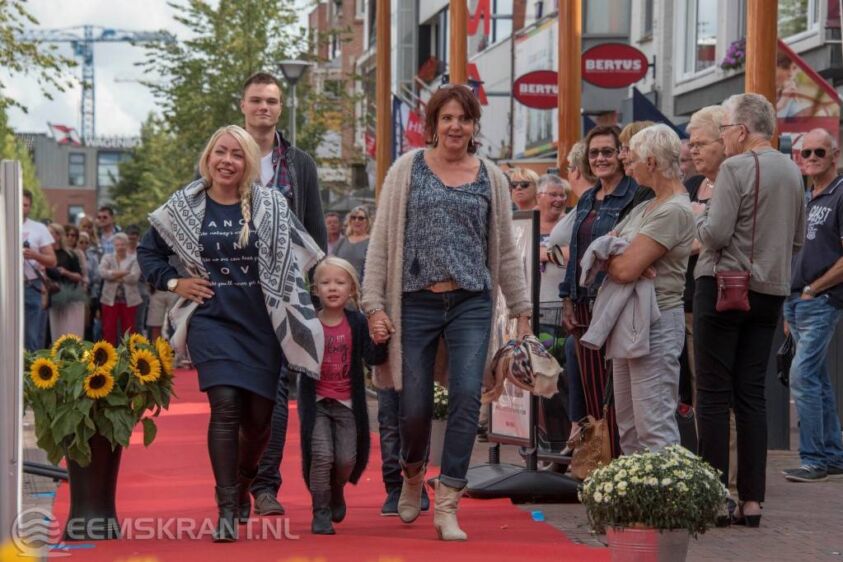 Foto's: Richard Degenhart & Jesper Schults