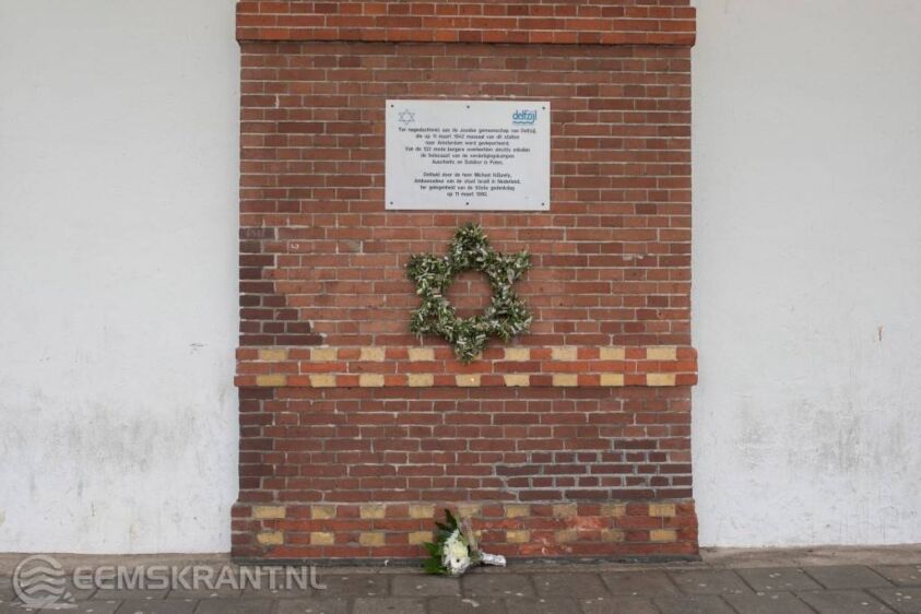 Het Joods monument bij het station in Delfzijl