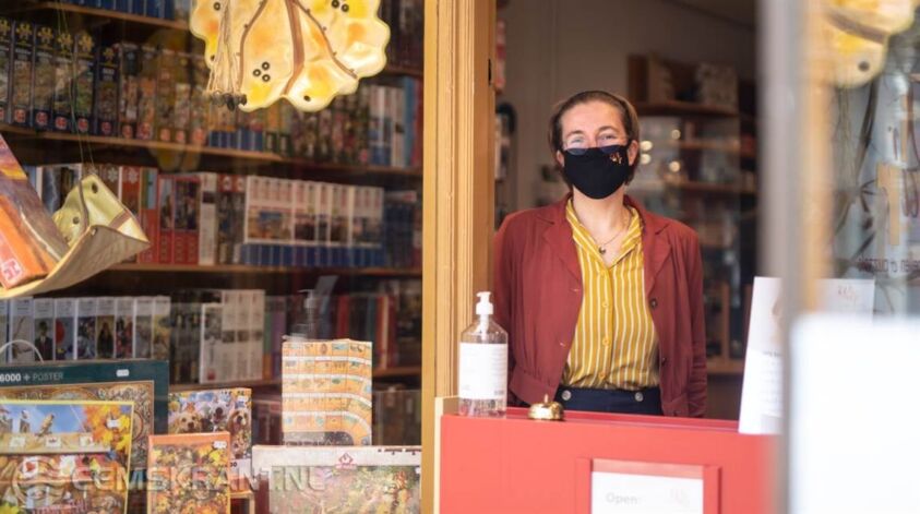 Kim Hoetjes vroeg subsidie aan voor de herinrichting van speelgoedwinkel Wirwar. "Mensen kunnen nu weer veilig winkelen." Foto Niels Cornelis Meijer