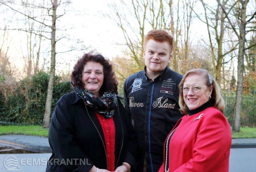 Van links naar rechts: Siska v/d Laan, Edo Ladage en Siena Engels. Zij vormen samen het dagelijks bestuur van huurderskoepel Acantus. Foto: Acantus