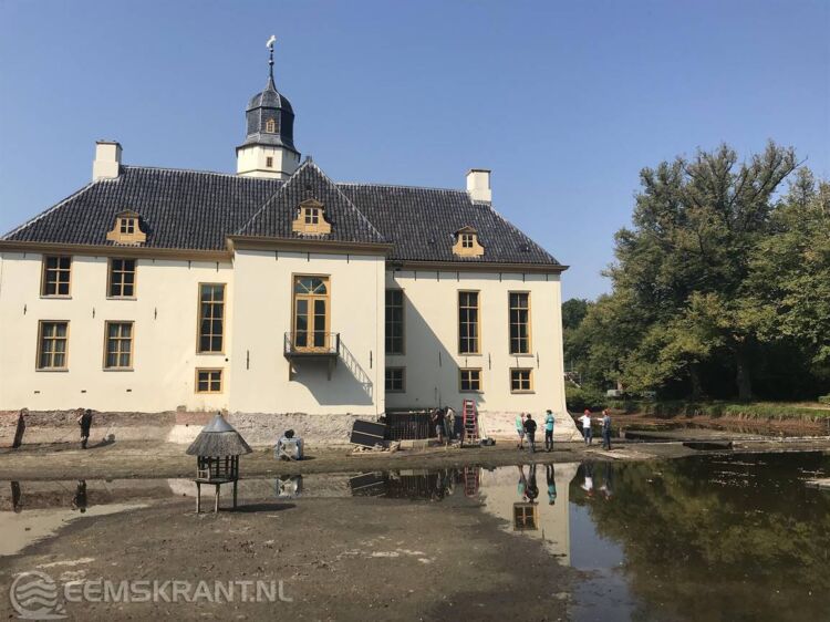 restauratie van de voet van de Fraeylemaborg