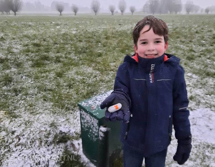 Twan uit groep 3 heeft de derde steen gevonden
