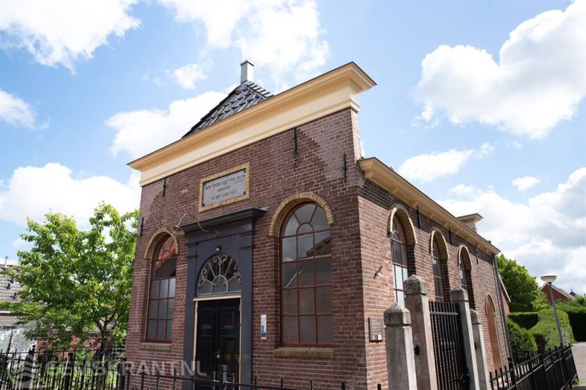 Foto van de Joodse synagoge in Winsum. Foto door: Judith Kruijer