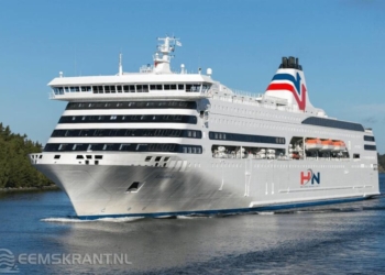 De Romantika, het schip dat tussen de Eemshaven en Kristiansand gaat varen