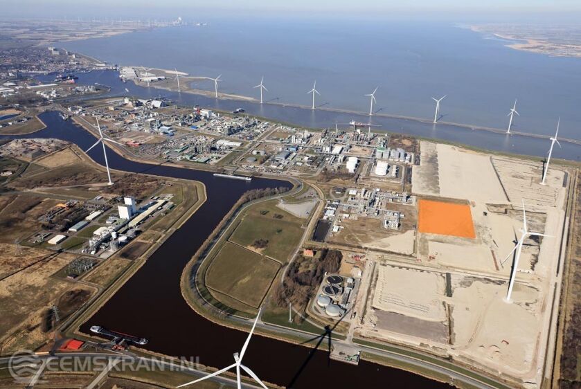 De locatie op bedrijventerrein Heveskes in Delfzijl waar Avantium begint met de bouw van haar FDCA fabriek (Foto Groningen Seaports – Koos Boertjens)
