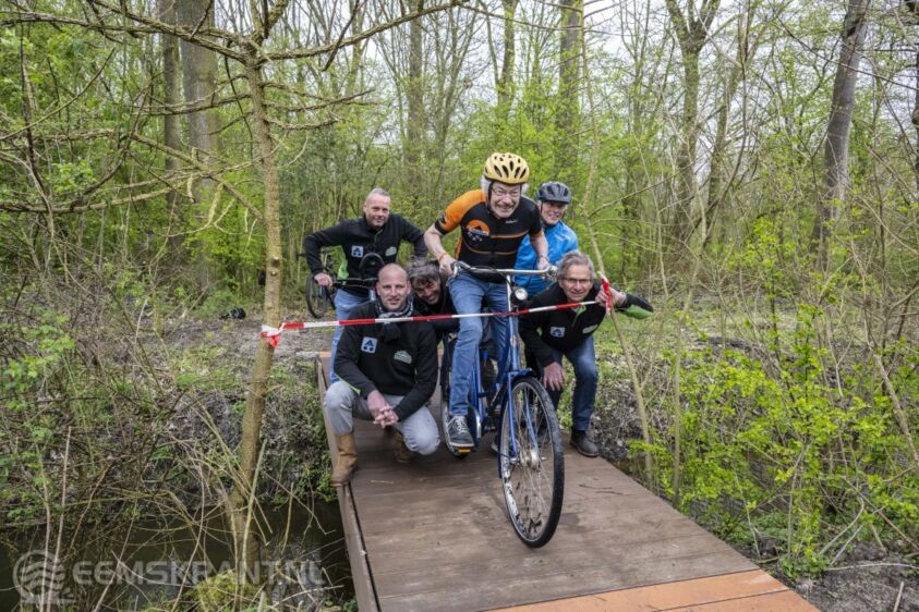 Wethouder Jan Menninga en het onderhoudsteam