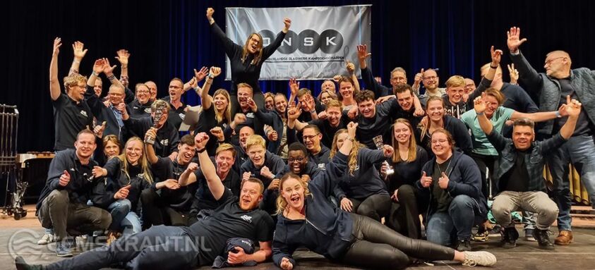 Slagwerkensemble Appingedam en Malletband Concordia Middelstum vieren samen feest.