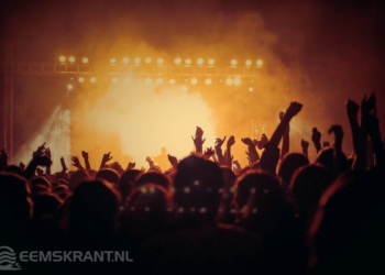 Foto door Vishnu R Nair: https://www.pexels.com/nl-nl/foto/mensen-bij-concert-1105666/