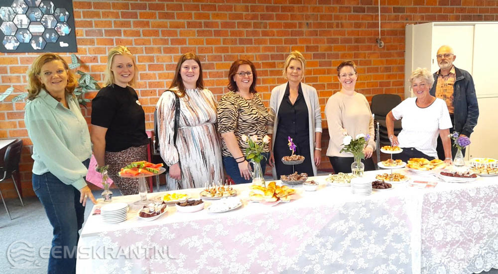De vrijwilligers van de “Koffie, Proat & Bingo” middag