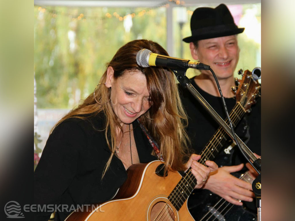 Funky Folksongs met Vogel Who and friends op Andledon