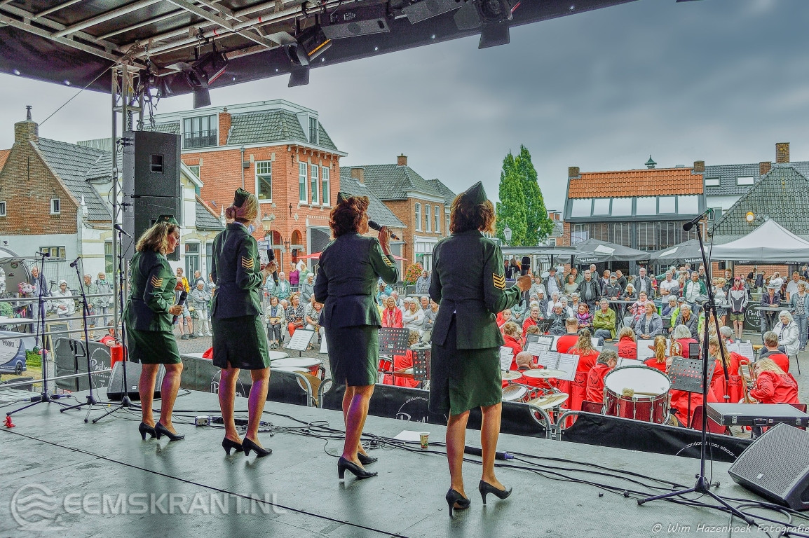 Bezoekers genieten van bruisend Bie Daip in Appingedam