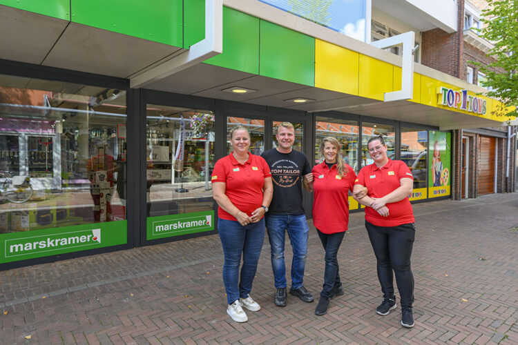 André Kroon met het huidig team.