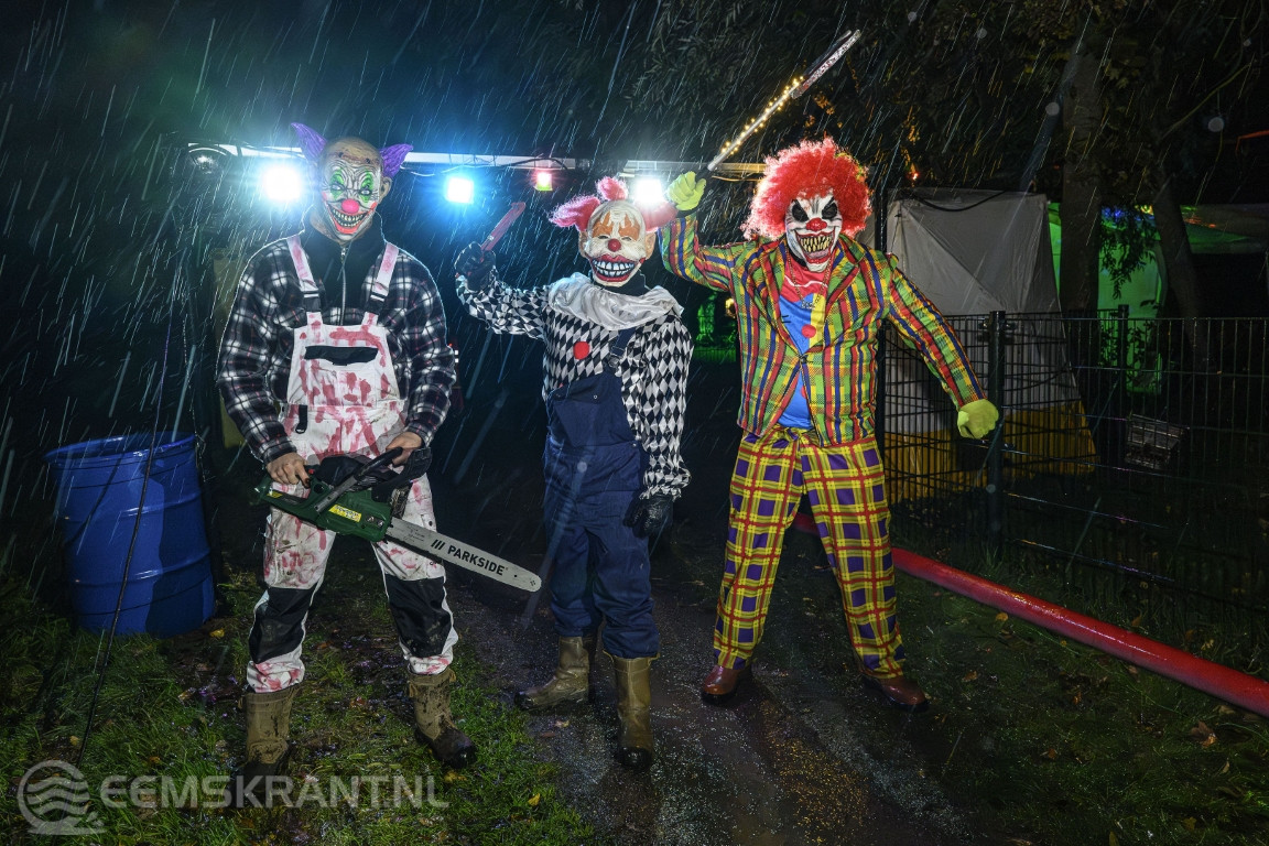 Twaalfde editie Spooktocht Appingedam groot succes ondanks wind en regen