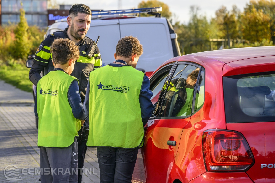 Bijzondere verkeerscontrole in Delfzijl-Noord uitgevoerd door Politiekids Eemsdelta