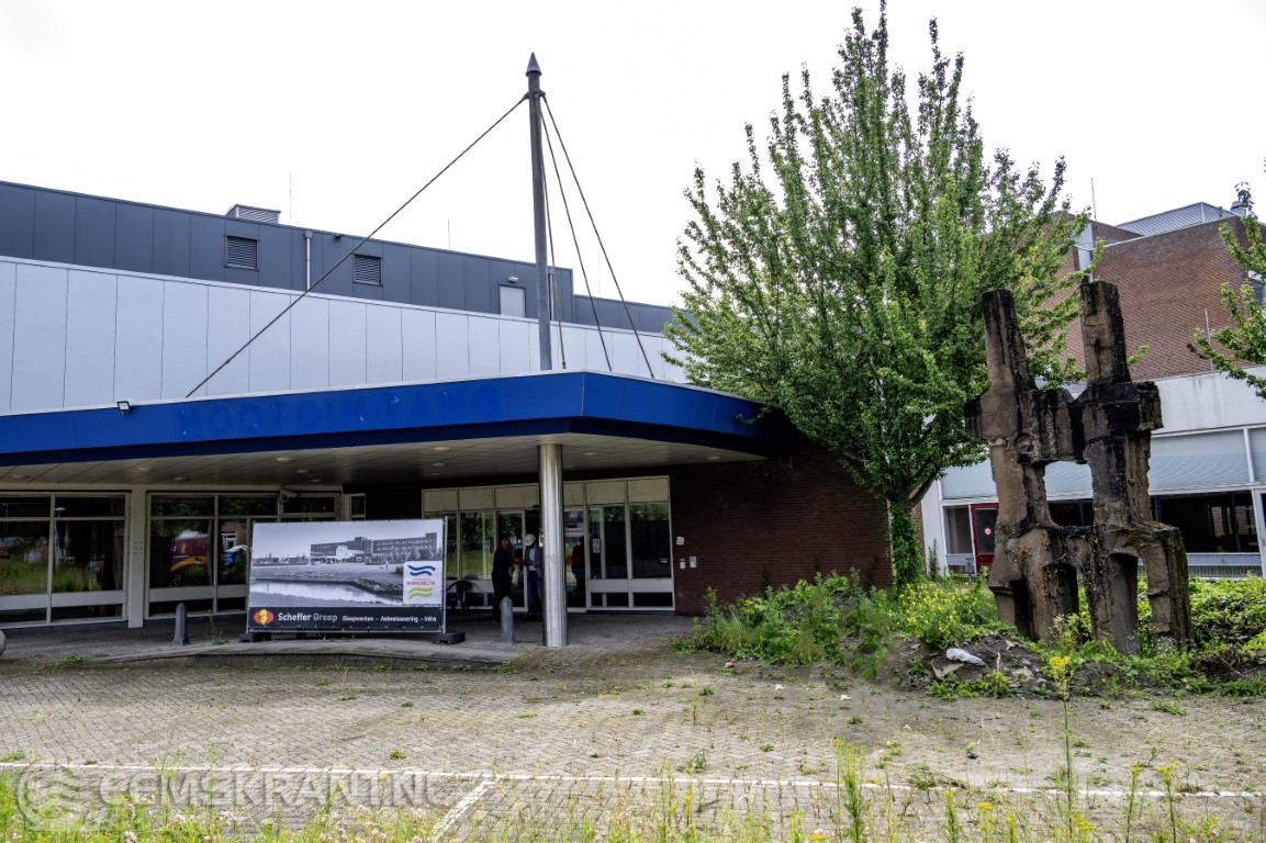 Vragen aan college van burgemeester en wethouders over terugplaatsing beeld Delfzicht Ziekenhuis bij