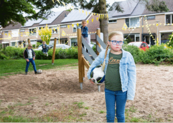 Ruim 1 op de 3 kinderen met handicap komen nooit bij een speelplek in hun buurt. Fotograaf Masja Stolk