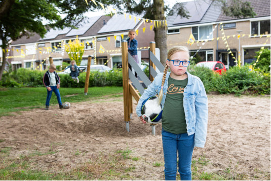 Ruim 1 op de 3 kinderen met handicap komen nooit bij een speelplek in hun buurt. Fotograaf Masja Stolk 