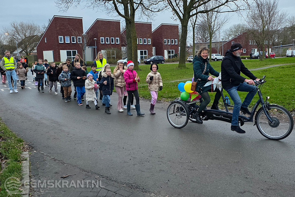 Feestelijk afscheid van juf Riekie op BS De Klaver in Stedum