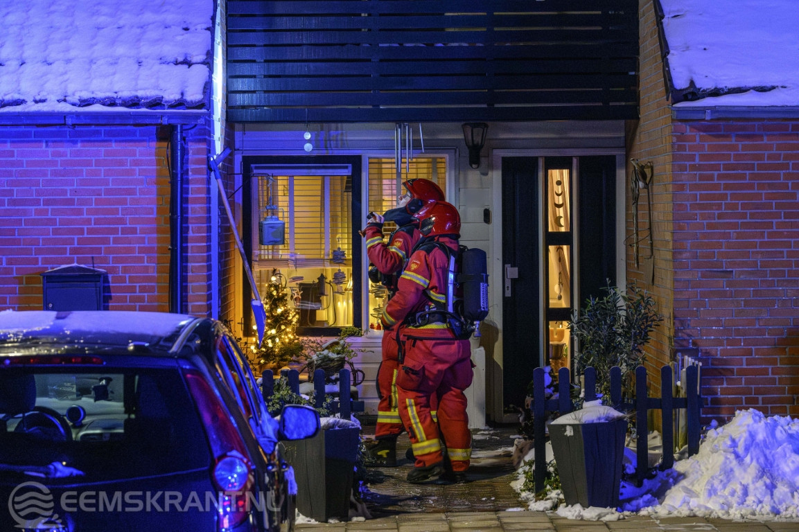 Kortsluiting in meterkast zorgt voor rookontwikkeling in woning Delfzijl