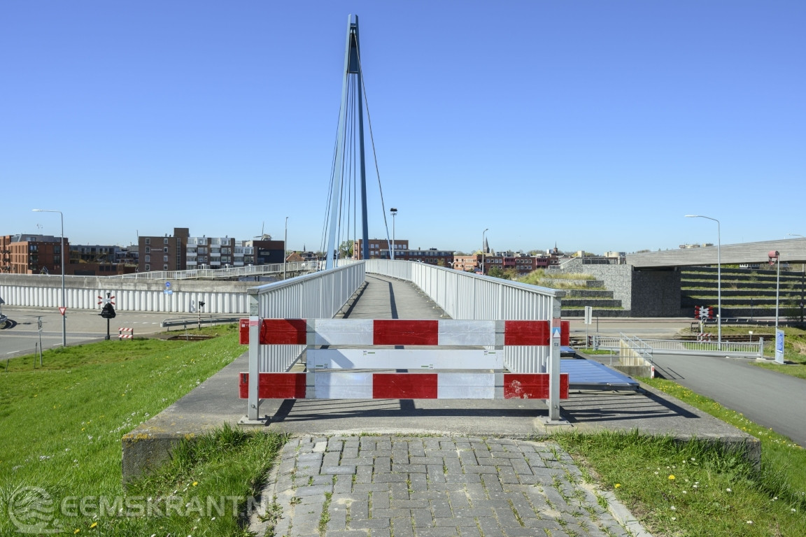 Keerweerbrug in Delfzijl per direct afgesloten: Brug voldoet mogelijk niet aan veiligheidsnormen