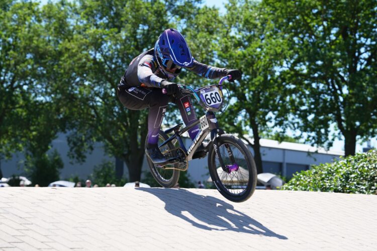 Luca de Rooy uit Zeerijp in actie tijdens het kampioenschap afgelopen weekend in Dedemsvaart.