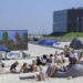Bioscoop aan Zee trekt opnieuw veel bezoekers op stadsstrand Delfzijl
