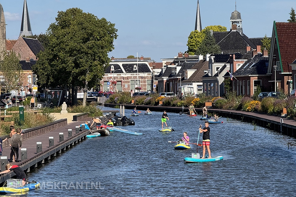 SUPbrigade vist 14 kilo zwerfafval uit het Boterdiep